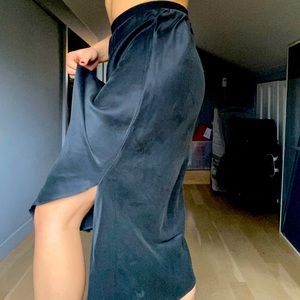 Silk black skirt